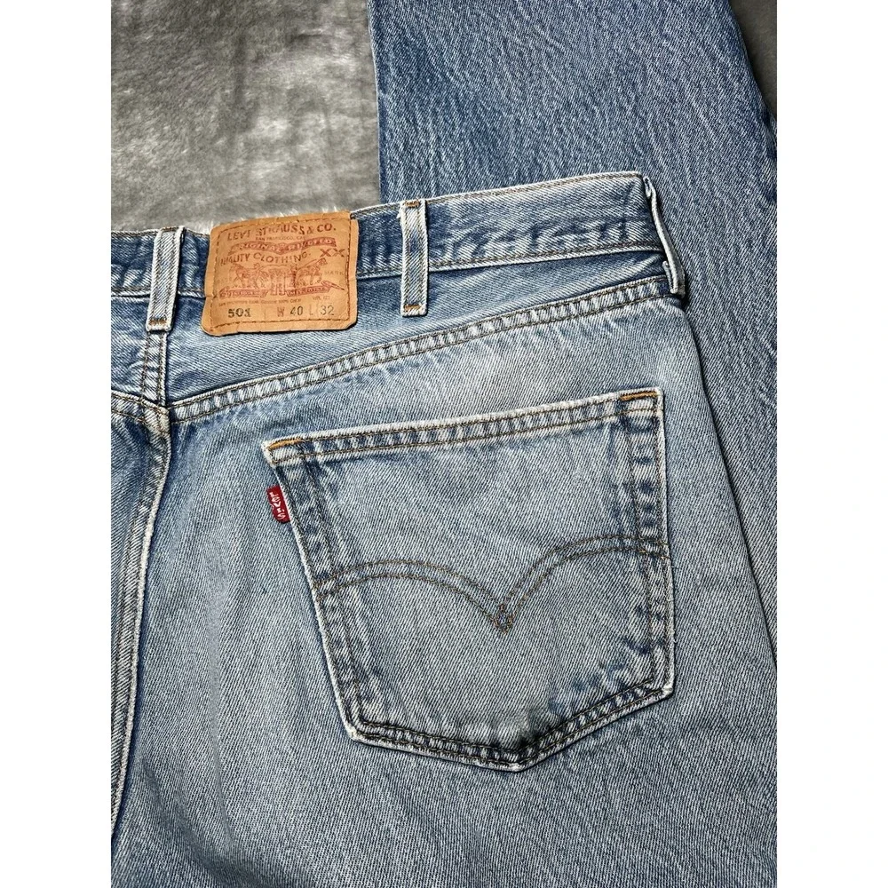 Levi's 501 Jeans Men Size 40x29 Blue Denim Button Fly Workwear